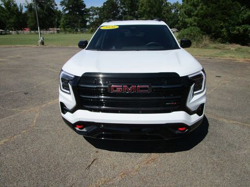 New 2026 GMC Terrain AT4 w/ Technology Package II image 4