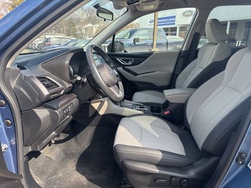 Used 2021 Subaru Forester Premium image 21