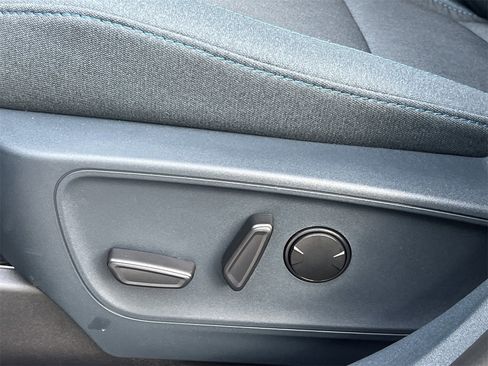 New 2025 Ford Maverick XLT w/ XLT Luxury Package image 18