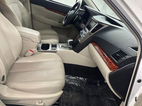 Used 2012 Subaru Outback 2.5i Limited image 35