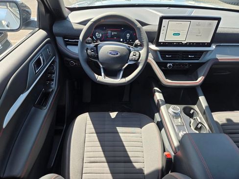 New 2026 Ford Explorer ST-Line w/ ST-Line Street Pack AWD/4WD image 13
