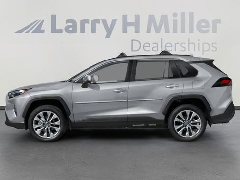 Certified 2023 Toyota RAV4 XLE Premium image 6