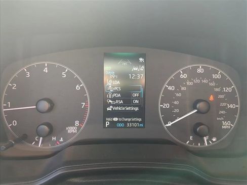 Used 2024 Toyota Corolla SE image 12