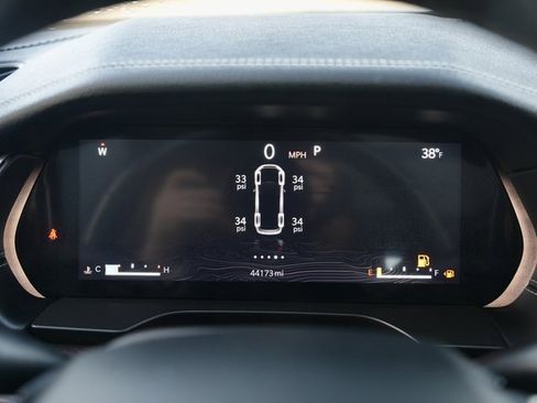 Used 2021 Jeep Grand Cherokee L Limited w/ Luxury Tech Group II image 19