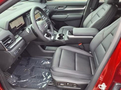 New 2026 GMC Terrain Elevation w/ Elevation Premium Package image 3