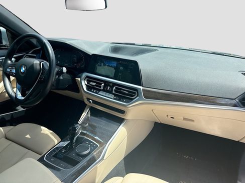 Used 2023 BMW 430i xDrive Convertible w/ Premium Package AWD/4WD image 31