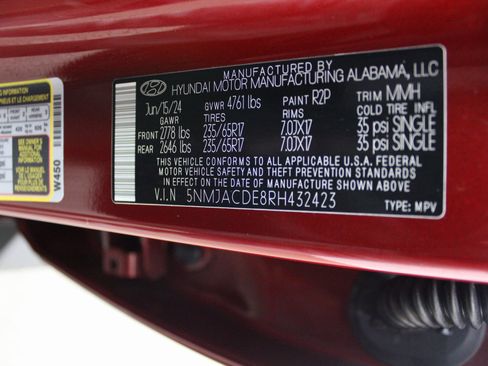 Used 2024 Hyundai Tucson SE image 45