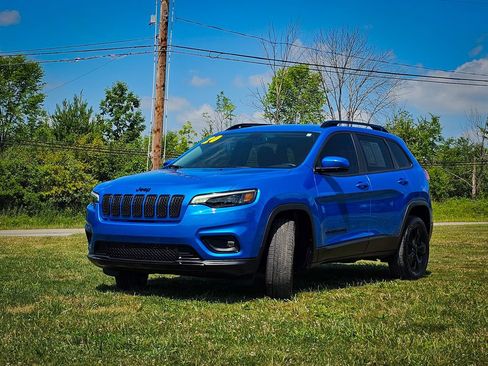 Used 2020 Jeep Cherokee Latitude Plus AWD/4WD image 7