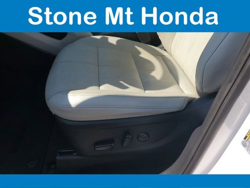 Used 2021 Kia Telluride EX w/ EX Premium Package FWD image 19