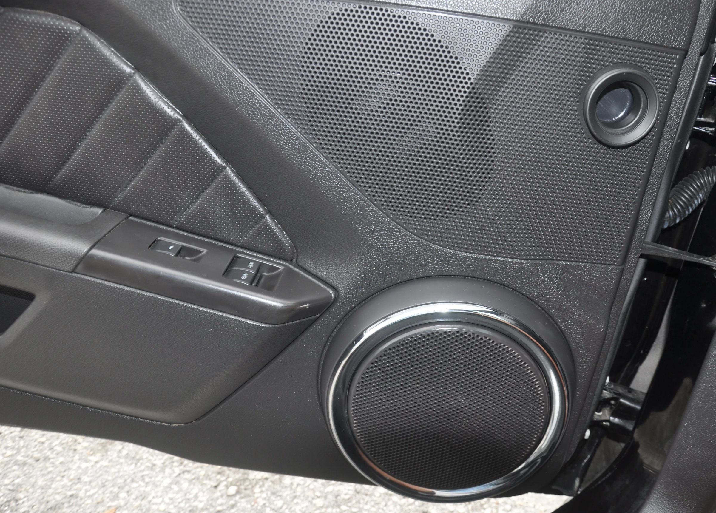 Used 2012 Ford Mustang Premium w/ Electronics Pkg RWD image 38