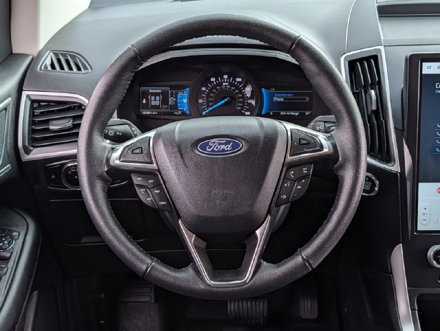 Used 2024 Ford Edge SEL AWD/4WD image 12