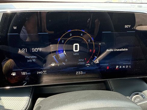 New 2025 Chevrolet Equinox LT image 8