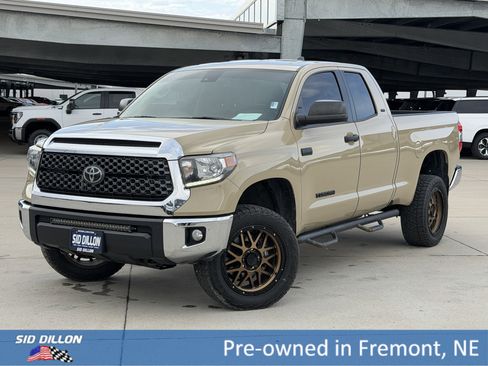 Used 2020 Toyota Tundra SR5 w/ SR5 Upgrade Package image 1
