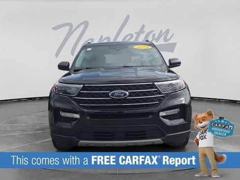 Used 2024 Ford Explorer XLT w/ Equipment Group 202A RWD image 2
