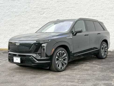 New 2026 Cadillac Vistiq Sport w/ LPO, Floor Liner Package image 3