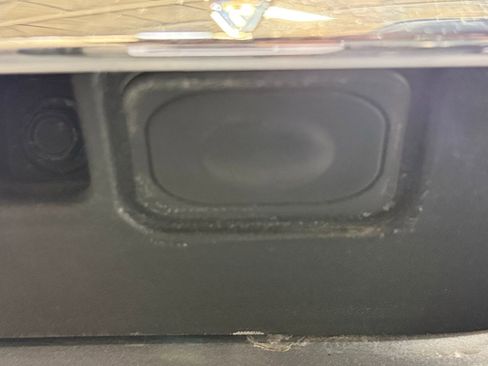 Used 2022 Ford Explorer XLT w/ Equipment Group 202A image 29