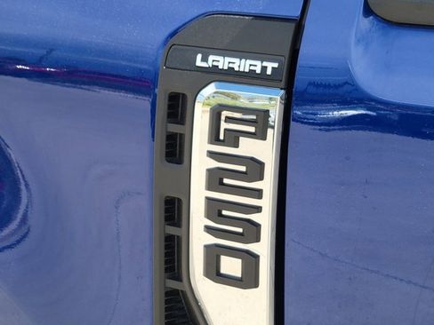 New 2026 Ford F250 Lariat w/ Lariat Premium Package image 12