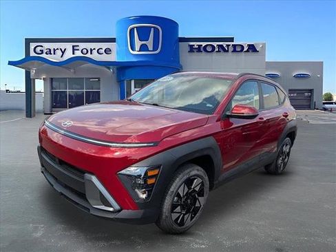 Used 2025 Hyundai Kona SEL image 4