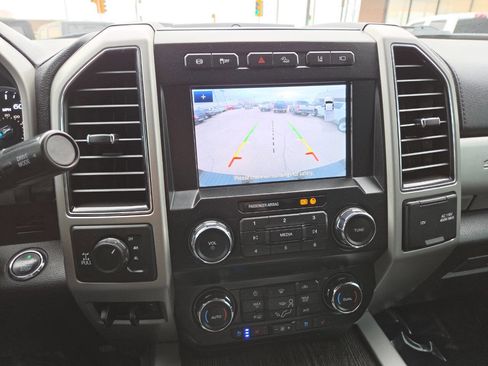 Used 2020 Ford F350 Lariat w/ Tremor Off-Road Package image 29