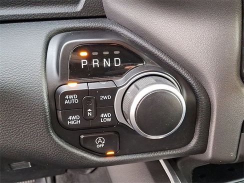 Used 2021 RAM 1500 Big Horn image 12