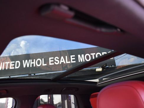Used 2019 Porsche Cayenne AWD/4WD image 46