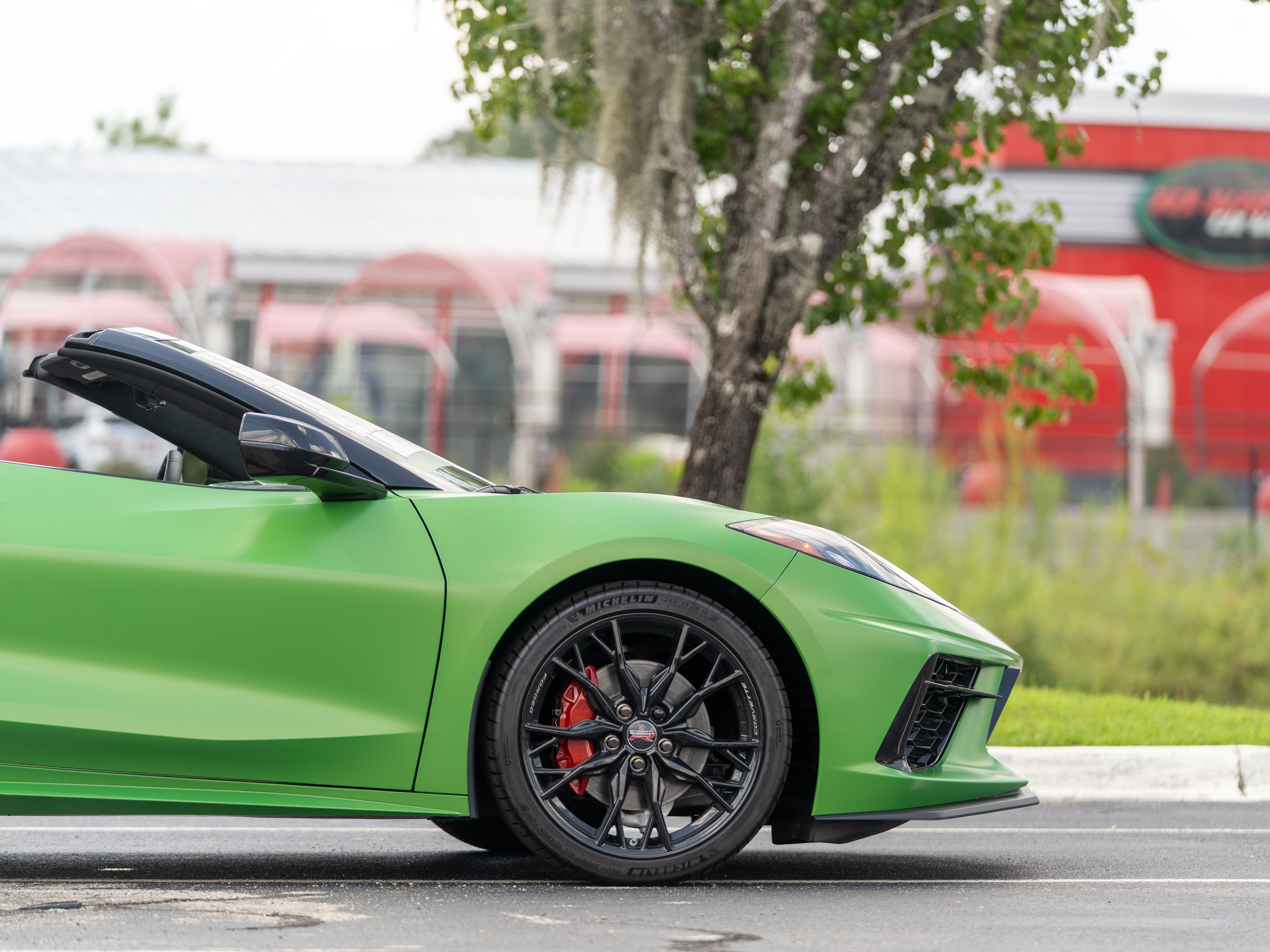 Used 2027 Chevrolet Corvette Stingray Convertible w/ Stealth Interior Trim Package RWD image 7