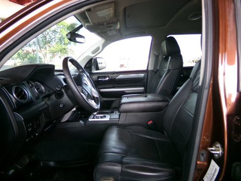 Used 2016 Toyota Tundra Platinum AWD/4WD image 9