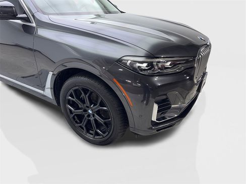 Used 2020 BMW X7 xDrive40i w/ Premium Package image 13