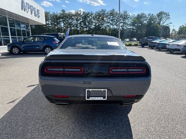 Used 2023 Dodge Challenger SXT RWD image 4