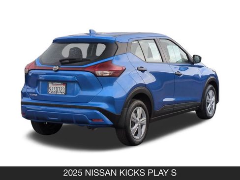 Used 2025 Nissan Kicks Play S FWD image 9