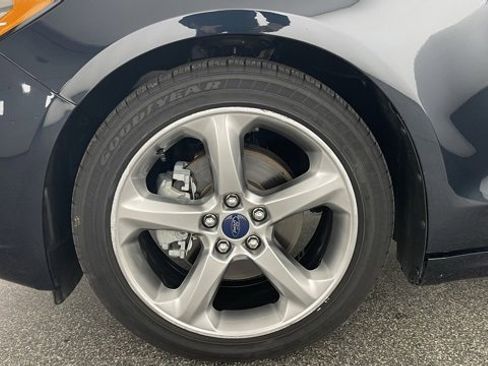 Used 2020 Ford Fusion SE w/ Equipment Group 151A image 49