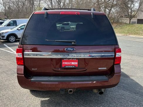Used 2017 Ford Expedition XLT AWD/4WD image 7