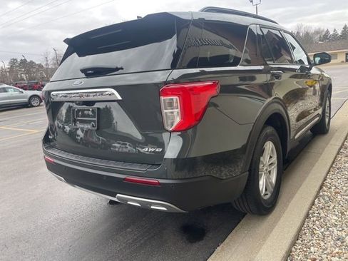 Used 2023 Ford Explorer XLT w/ Equipment Group 202A image 10