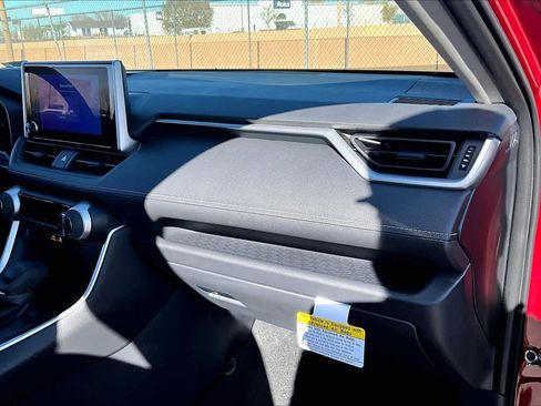 Used 2025 Toyota RAV4 LE image 15