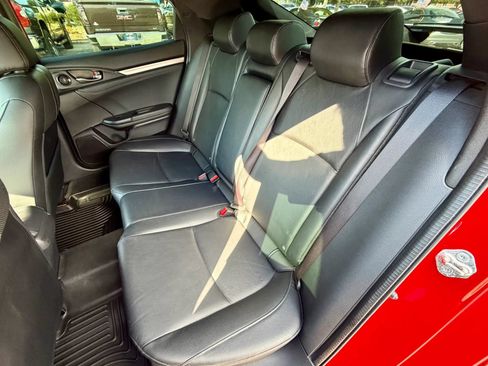 Used 2017 Honda Civic EX-L image 9