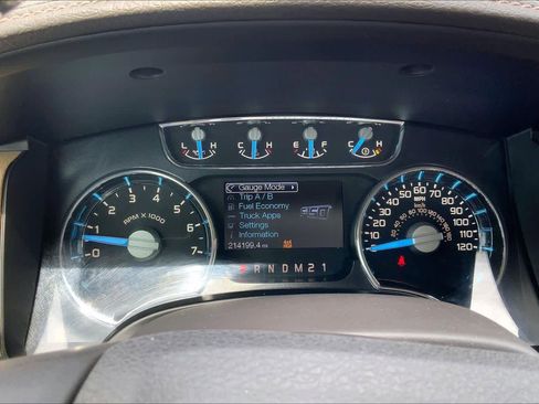 Used 2014 Ford F150 Lariat w/ Equipment Group 502A Luxury AWD/4WD image 24