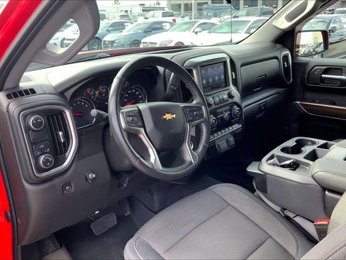 Used 2020 Chevrolet Silverado 1500 LT w/ Texas Edition image 18