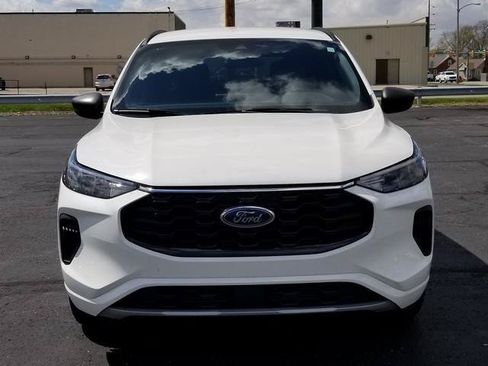 Used 2023 Ford Escape ST-Line w/ Tech Pack #1 AWD/4WD image 3