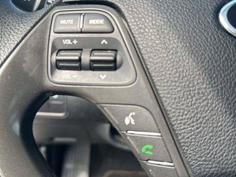 Used 2018 Kia Forte LX FWD image 23