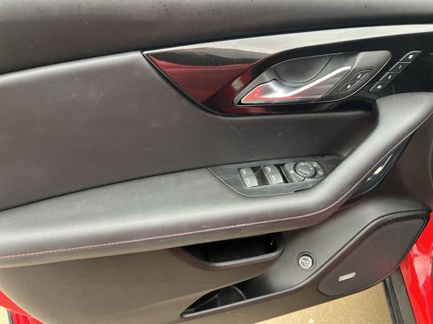 Used 2024 Chevrolet Blazer RS w/ Enhanced Convenience Package image 13