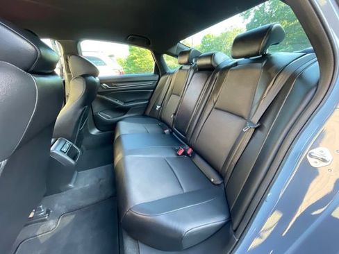 Used 2022 Honda Accord Sport image 25