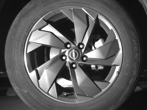 Used 2025 Nissan Rogue SV image 13