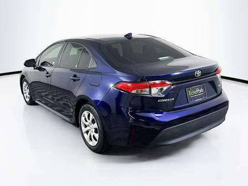 Used 2024 Toyota Corolla LE FWD image 5
