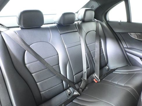 Used 2018 Mercedes-Benz C 300 4MATIC Sedan image 34