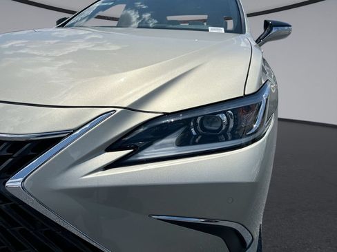Used 2025 Lexus ES 350 w/ Premium Package FWD image 30