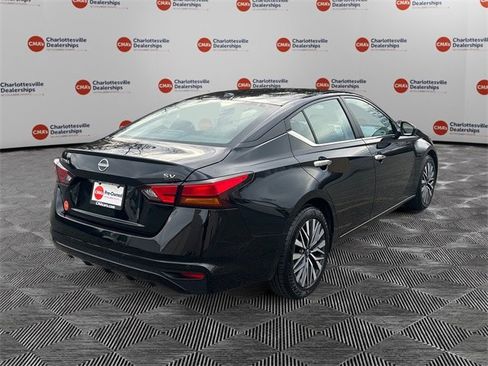 Certified 2024 Nissan Altima 2.5 SV image 5