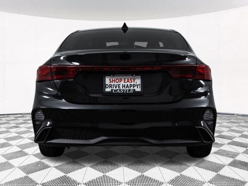 Used 2024 Kia Forte LXS FWD image 15