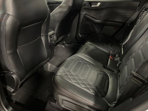 Used 2023 Ford Escape ST-Line Elite w/ Premium Technology Package image 12