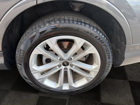Used 2025 Audi Q7 3.0T Premium Plus AWD/4WD image 10