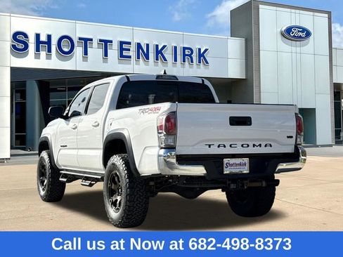 Used 2021 Toyota Tacoma TRD Off-Road image 6